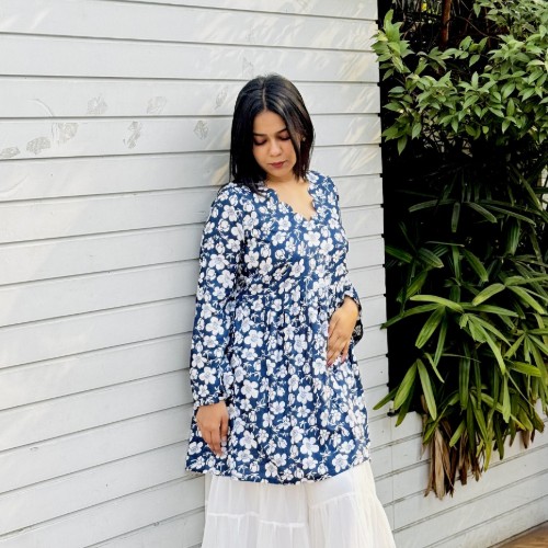 Premium Cotton Linen Chapa Fabric – Blue Mini Floral Print